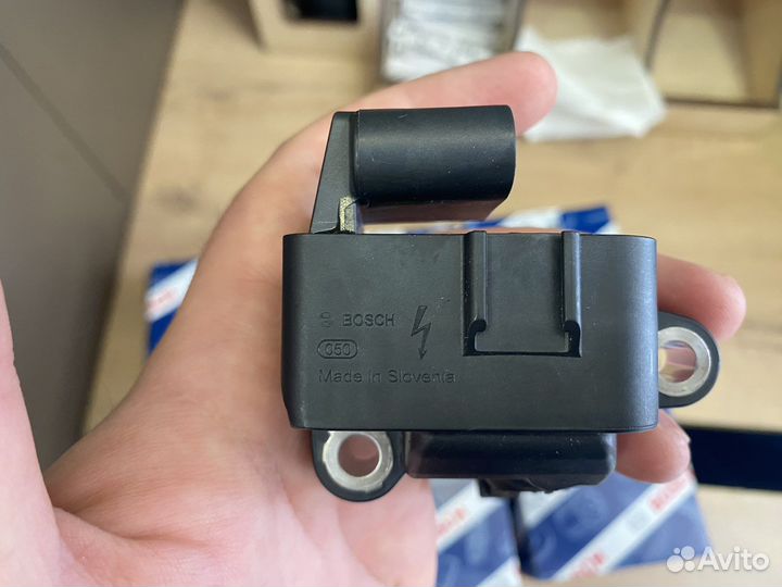 Катушка зажигания мерседес M270/m274 Bosch