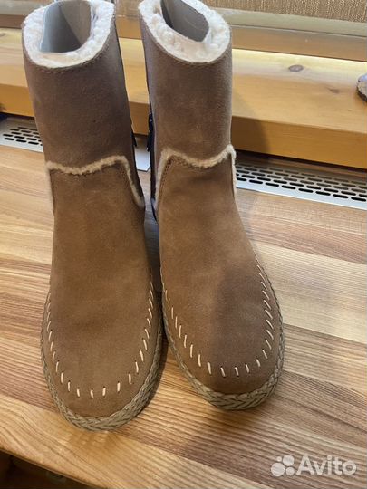 Новые полусапожки ugg