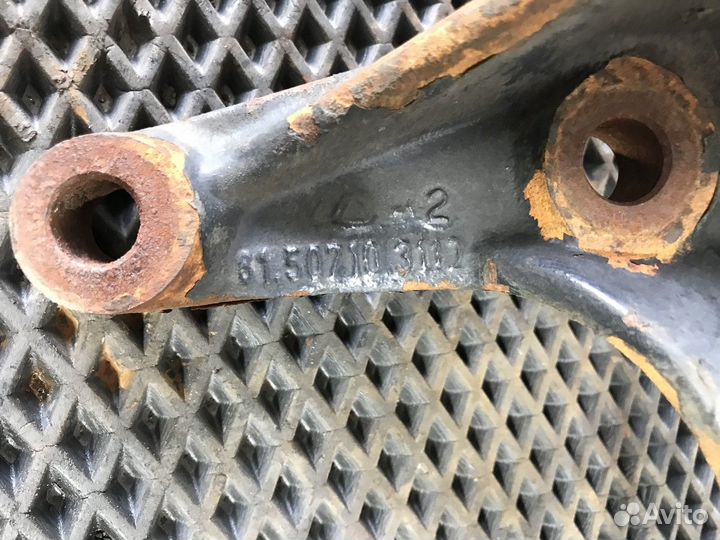 Кронштейн энергоаккумулятора