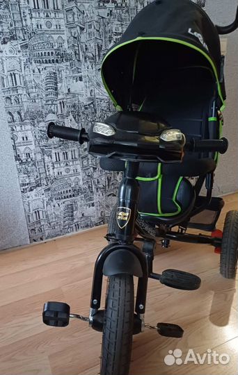 Детский велосипед с ручкой