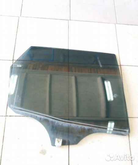 Стекло задней правой двери Mazda CX 7