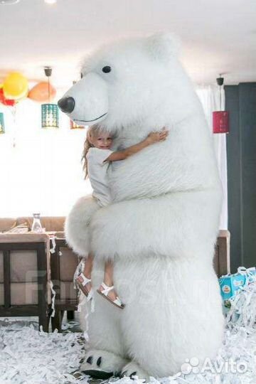 Аниматор белый медведь