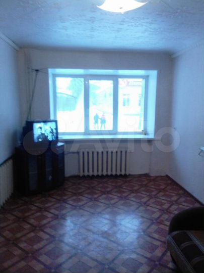 Комната 22 м² в 5-к., 1/4 эт.