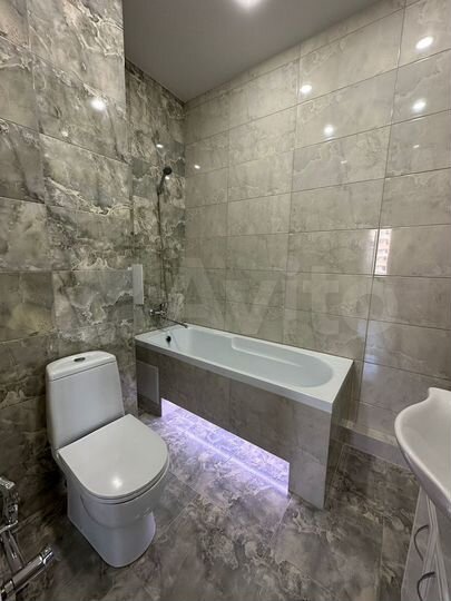 2-к. квартира, 69 м², 10/15 эт.