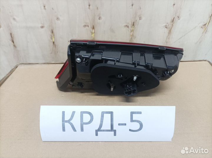 Фонарь правый внутренний Volkswagen Tiguan 2 2016