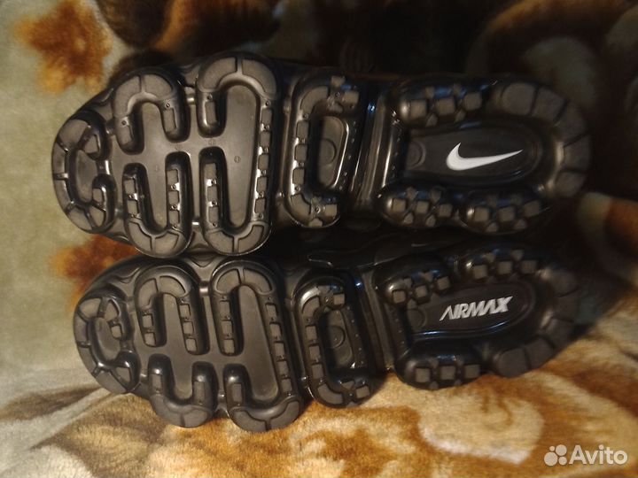 Кроссовки Nike vapormax plus