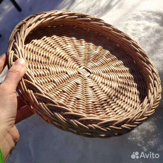 Плетёные подносы