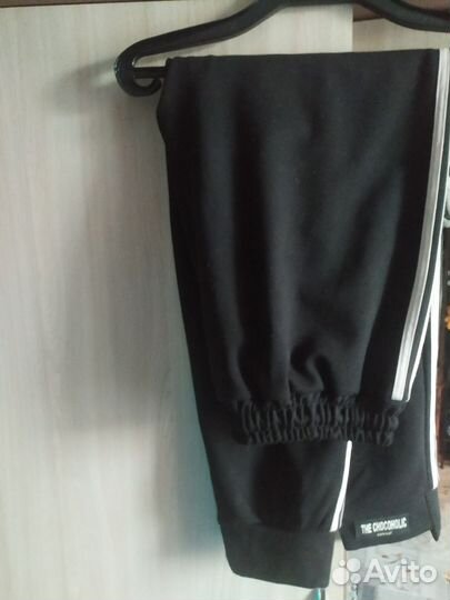 Брюки, толстовка