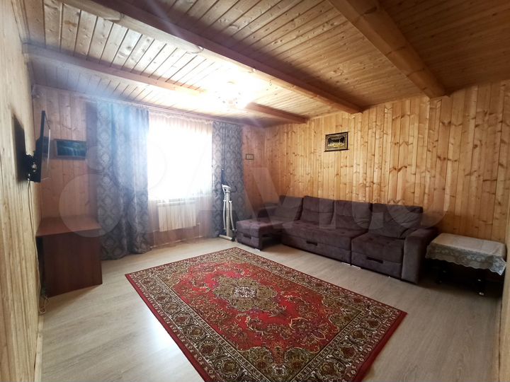 Коттедж 130 м² на участке 7 сот.