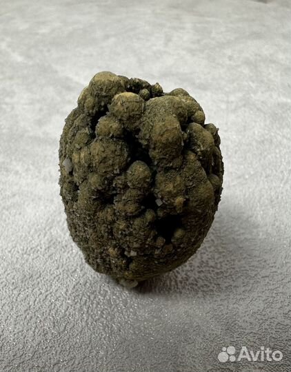 Сидерит, с пиритом и кальцитом