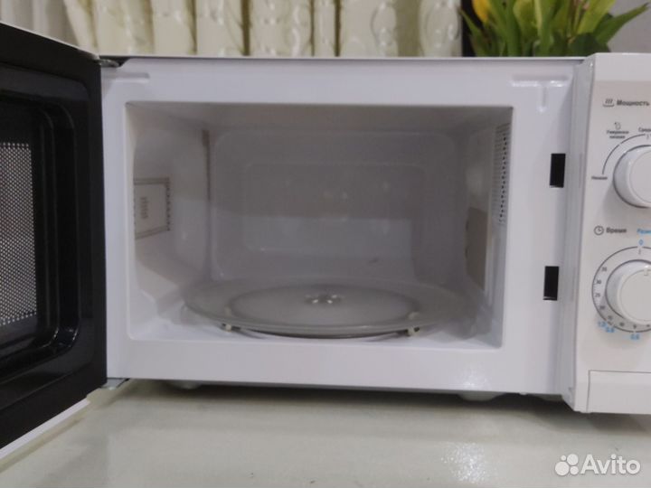 Микроволновая печь midea