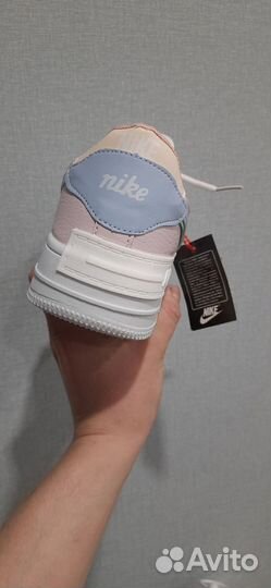 Кроссовки nike женские