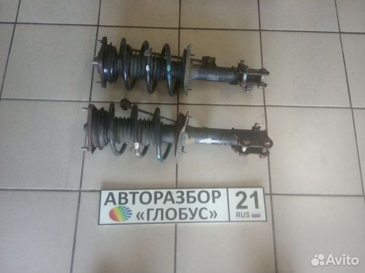 Амортизатор передний правый Kia Cerato 3 Церато 3