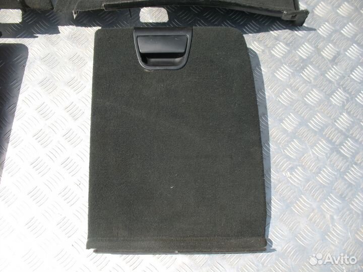 Комплект обшивок багажника BMW X5 E53 2002г