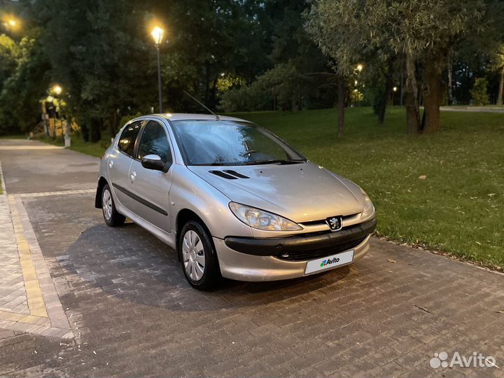 Peugeot 206 1.4 AT, 2003, 208 997 км