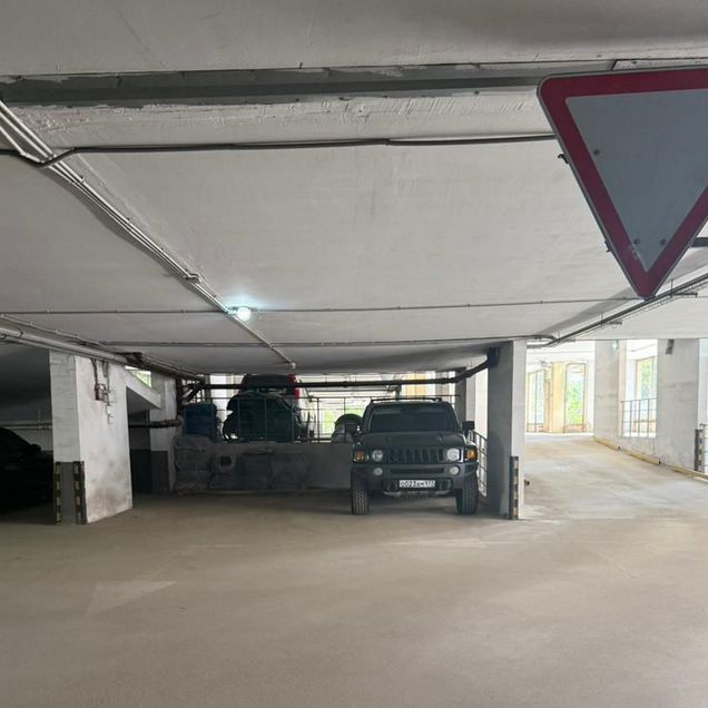 Машиноместо, 17 м²