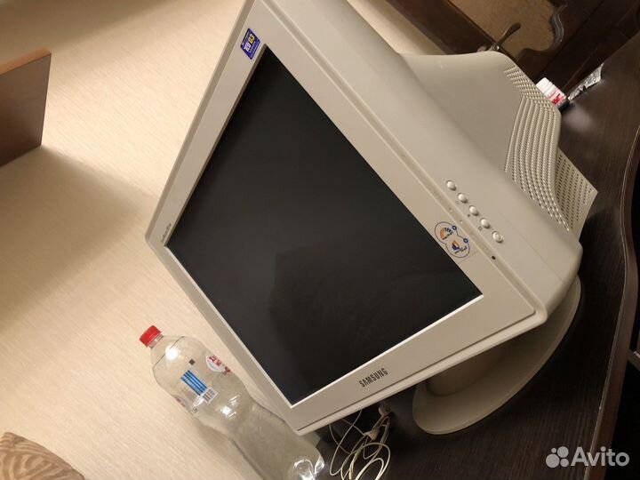 Монитор Samsung 19 дюймов