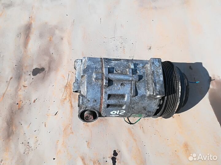 Насос кондиционера Mercedes-Benz W210 3.2L