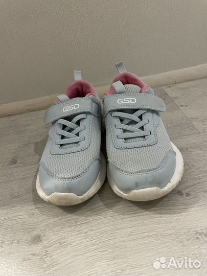 Кроссовки для девочки 32 размер