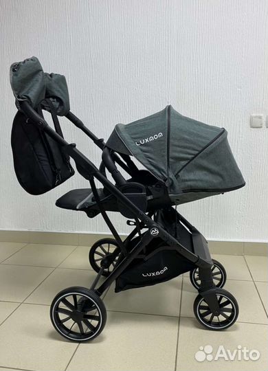 Коляска с рождения с перекидным блоком/ Luxmom