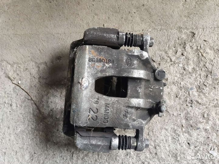 Суппорт тормозной Hyundai Solaris 2 праввй