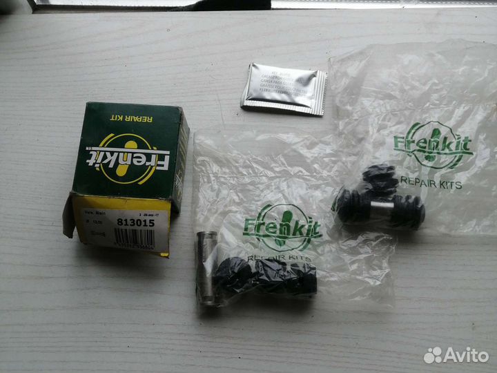 Направляющая суппорта (к-кт) toyota avensis I