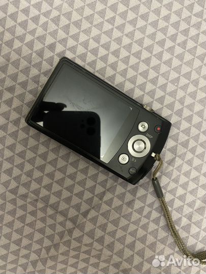 Компактный фотоаппарат