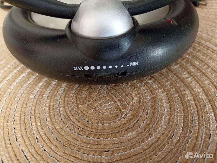 Антенна Комнатная. Novex с усилителем