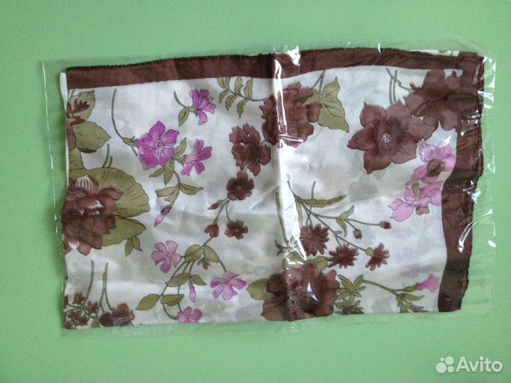 Натуральный шелк Два новых платка