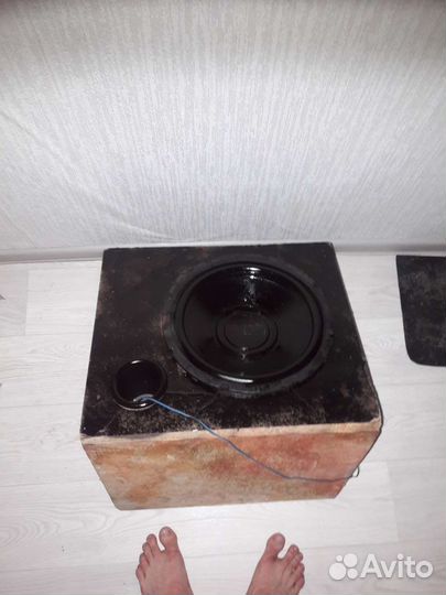 Сабвуфер мистери