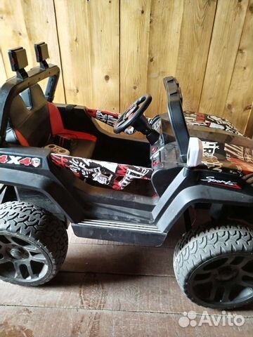 Детский электромобиль джип