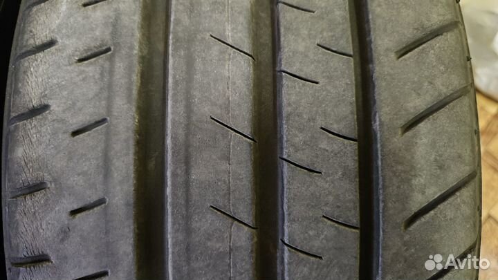 Bridgestone Turanza T002 215/45 R17