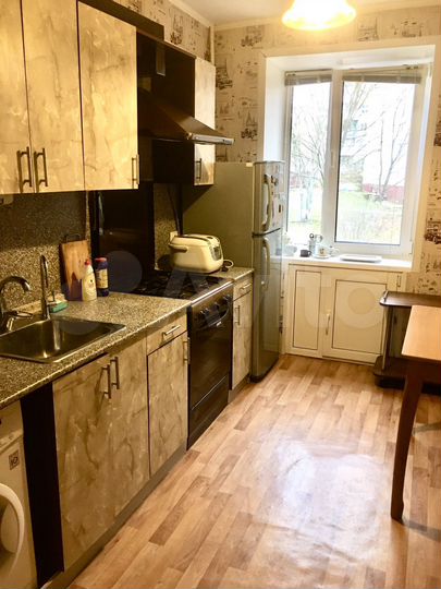 2-к. квартира, 50 м², 2/5 эт.