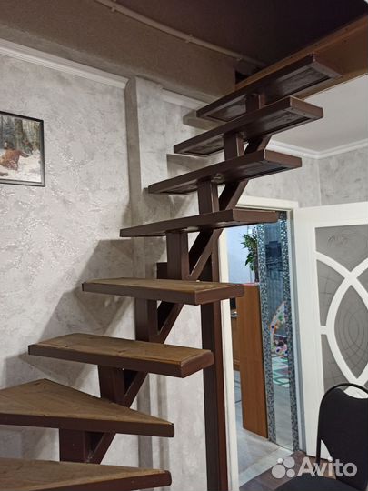 Металлическая лестница