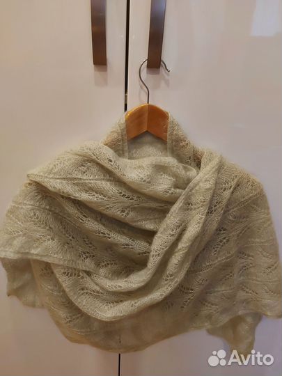 Палантин ручной работы