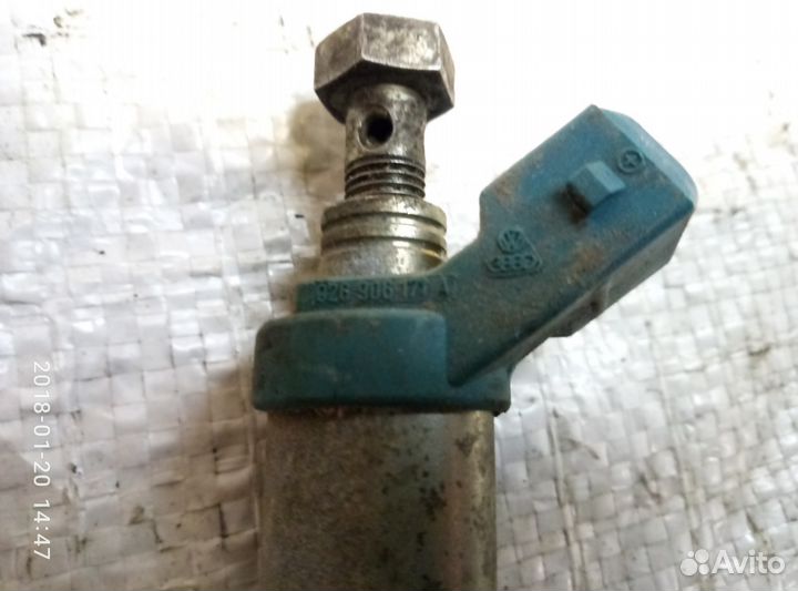 Пусковая форсунка Ауди VAG 026 906 171 A