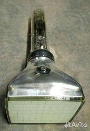 Электронно лучевая трубка 17Л02И