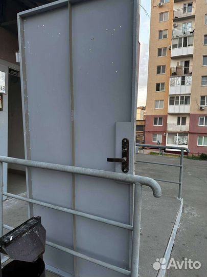 Двери от застройщика