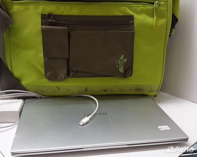 Ноутбук huawei laptop-pqbkuj71. З\у. Пароль 2125