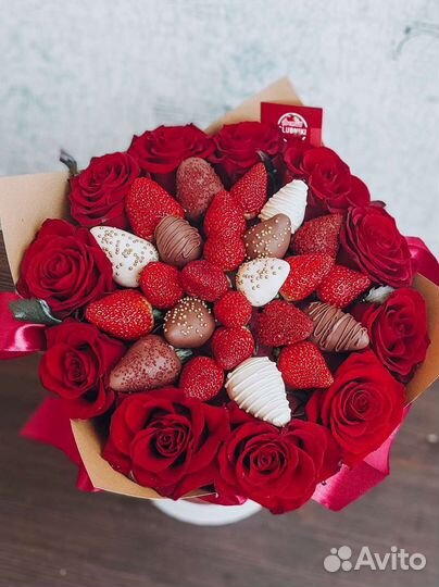 Букеты из клубники