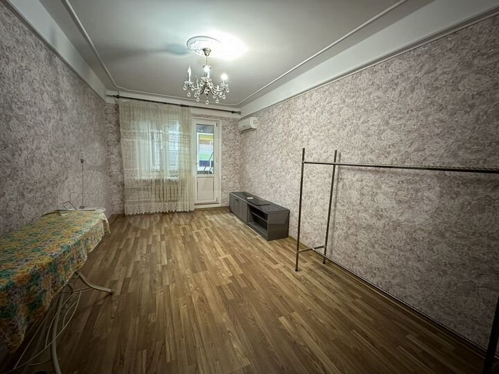 3-к. квартира, 70 м², 8/10 эт.
