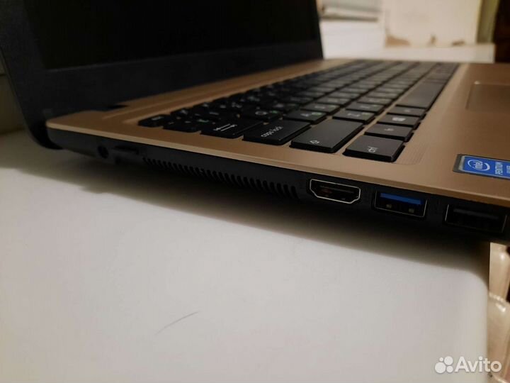Ноутбук Asus VivoBook
