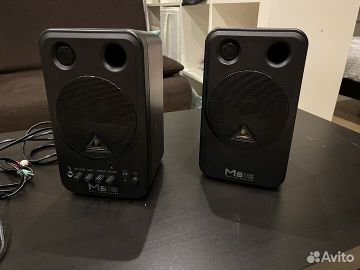 Студийные Мониторы Behringer MS16