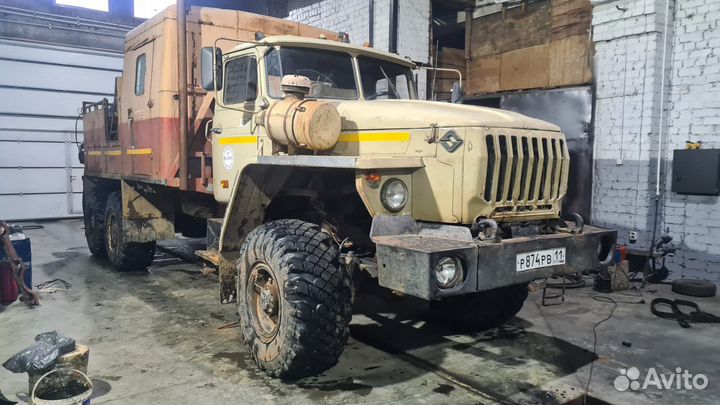 Урал 4320 с КМУ, 2002