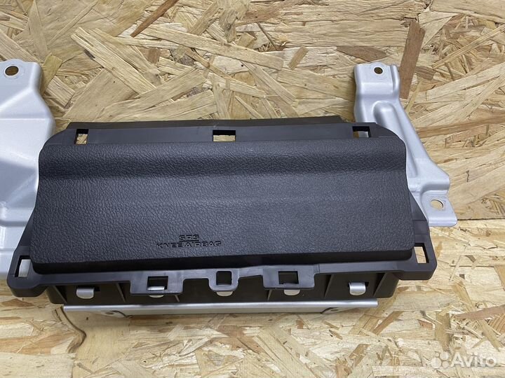 Подушка безопасности в колени водителя Lexus GX460