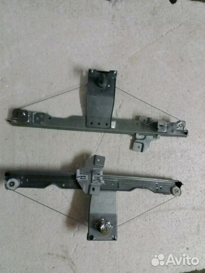 Стеклоподъемники ручные новые Duster, Logan