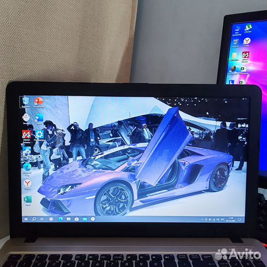 Ноутбук asus SSD 4ядерный 4GB