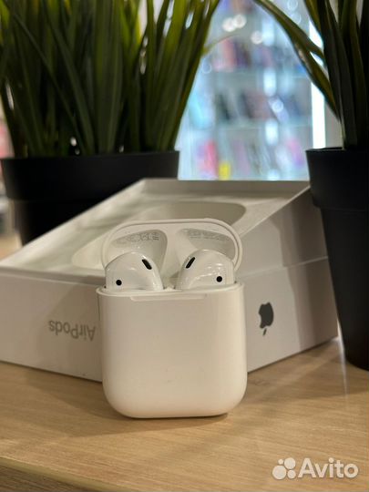 Apple AirPods 2