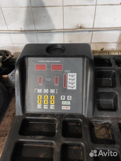 Шиномонтажный станок бу