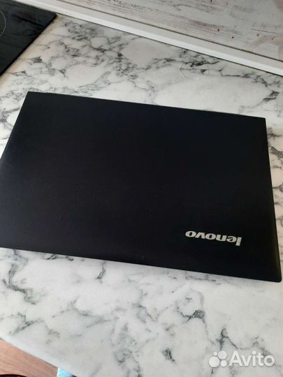 Ноутбук lenovo